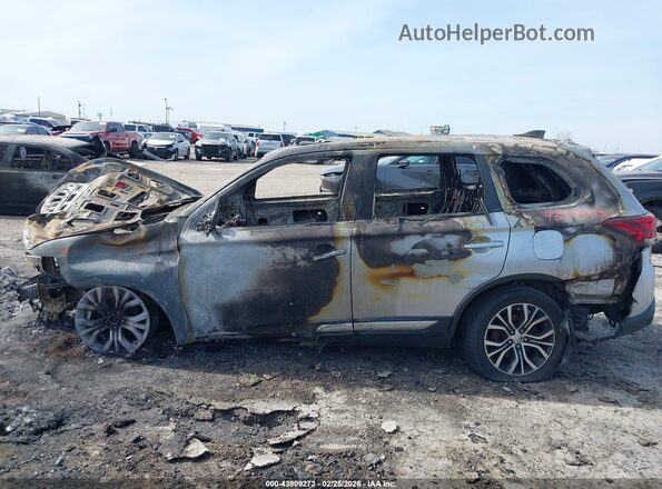 JA4AD3A36HZ012903 2017 MITSUBISHI OUTLANDER Silver Вид щитка приладів