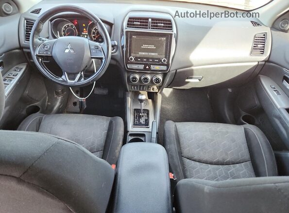 JA4AP4AU8LU015541 2020 MITSUBISHI OUTLANDER Синий Вид панели приборов