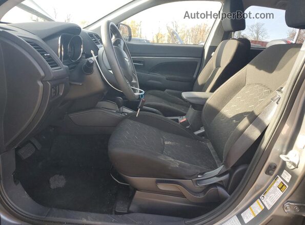 JA4APUAU8MU019834 2021 MITSUBISHI OUTLANDER Gray წინა სალონის ხედი