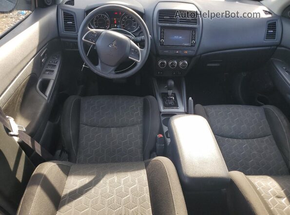 JA4APUAU8MU019834 2021 MITSUBISHI OUTLANDER Gray წინა პანელის ხედი