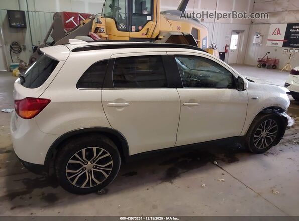 JA4AR4AW0HZ049446 2017 MITSUBISHI OUTLANDER SPORT Белый Вид задней части салона