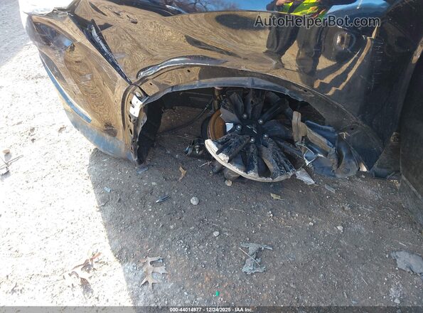 JA4ATVAAXRZ010697 2024 MITSUBISHI ECLIPSE CROSS Черный Вид спереди