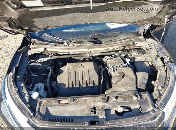 JA4ATVAAXRZ010697 2024 MITSUBISHI ECLIPSE CROSS Черный Вид сзади
