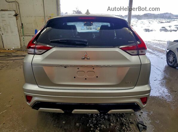 JA4ATWAA2RZ070656 2024 MITSUBISHI ECLIPSE Серебряный Вид сзади