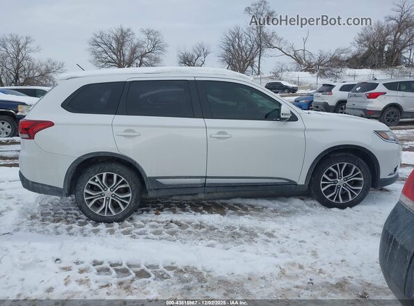 JA4AZ3A3XGZ005453 2016 MITSUBISHI OUTLANDER White 