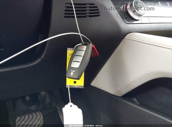 JA4J3VA85PZ050048 2023 MITSUBISHI OUTLANDER Black Widok deski rozdzielczej