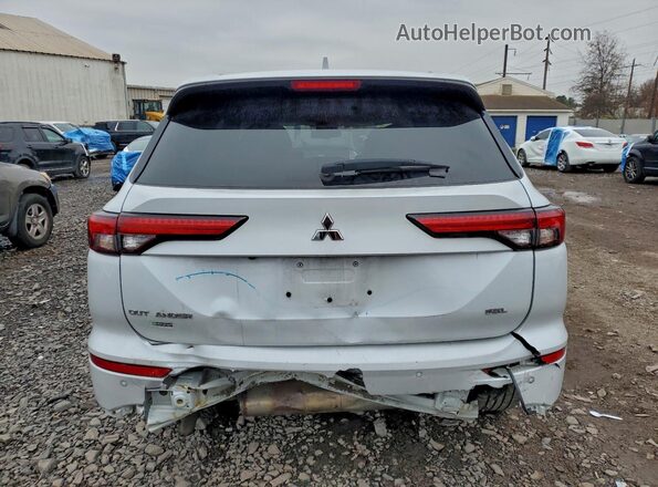 JA4J3VA89PZ008787 2023 MITSUBISHI OUTLANDER White უკანა ხედი