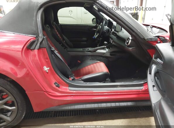 JC1NFAEK5J0134182 2018 FIAT 124 SPIDER Red 