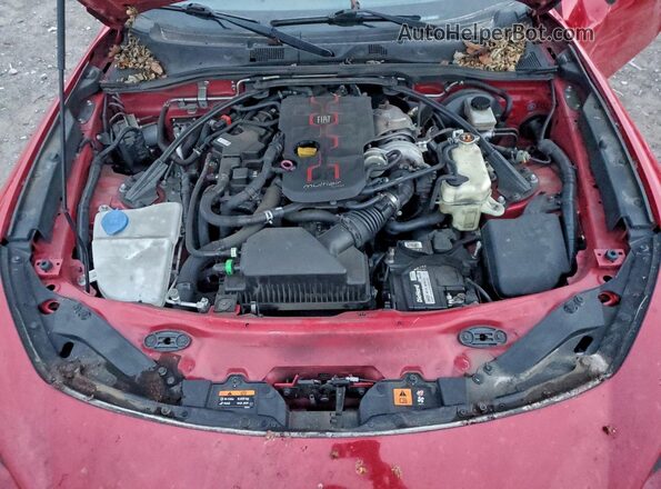 JC1NFAEK7H0118933 2017 FIAT 124 Красный Вид задней части салона