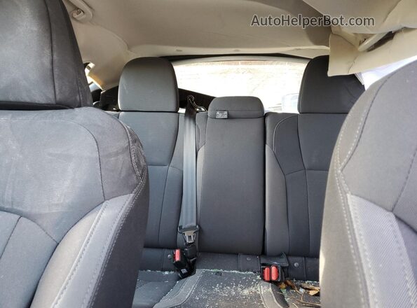JF1GUABC3S8246521 2025 SUBARU IMPREZA Белый Вид задних сидений