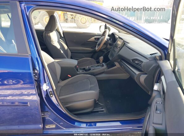 JF1GUABCXS8235242 2025 SUBARU IMPREZA Синий Вид салона спереди