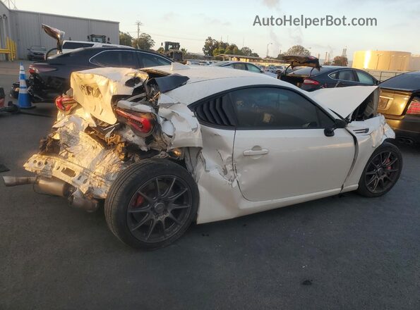 JF1ZCAC12J9602507 2018 SUBARU BRZ White Rear right