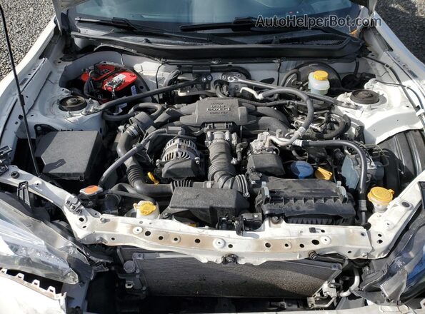 JF1ZCAC12L8701370 2020 SUBARU BRZ White Widok wnętrza z tyłu