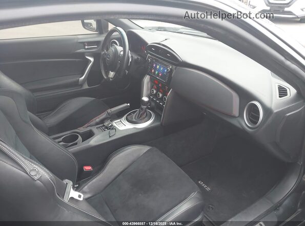 JF1ZCAC16J8602709 2018 SUBARU BRZ Gray Front interior view
