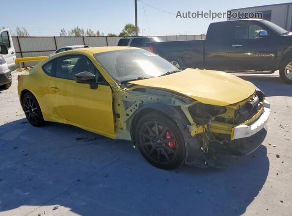 JF1ZCAC19H9601123 2017 SUBARU BRZ Yellow Przód prawy