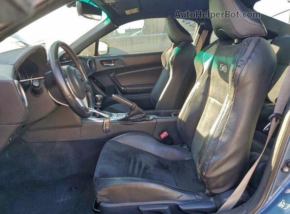JF1ZCAC19J9601239 2018 SUBARU BRZ Blue Vista interior delantera