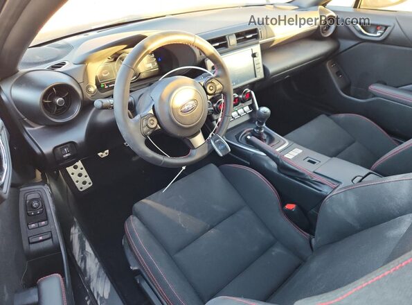 JF1ZDBB12R9700842 2024 SUBARU BRZ Blue Առջևի վահանակի տեսք