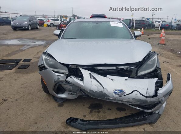 JF1ZDBC18P8704170 2023 SUBARU BRZ Серебряный Вид спереди