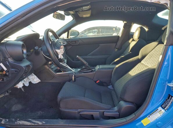 JF1ZNBC18N8752701 2022 TOYOTA GR Blue Front interior view