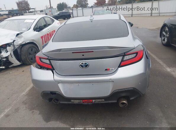 JF1ZNBE13R8758439 2024 TOYOTA GR86 Silver 