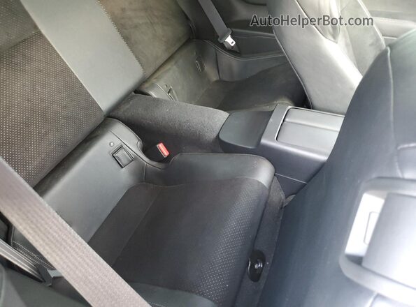 JF1ZNBE18P9763935 2023 TOYOTA GR White Vista de los asientos traseros