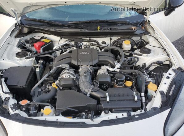 JF1ZNBE18P9763935 2023 TOYOTA GR White Vista interior trasera