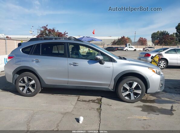 JF2GPBLC3GH223044 2016 SUBARU CROSSTREK HYBRID Light Blue Вид задней части салона