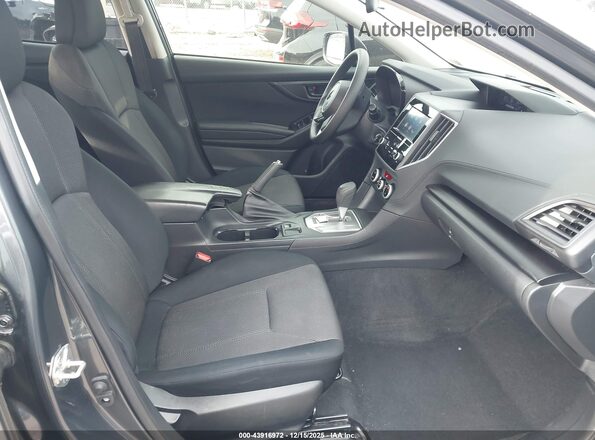 JF2GTABC3M8285207 2021 SUBARU CROSSTREK Gray Вид салону спереду