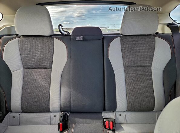 JF2GTACC7K8245286 2019 SUBARU CROSSTREK Белый Вид задних сидений