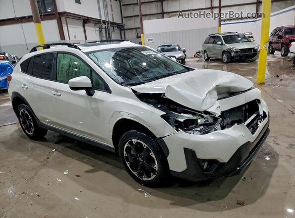 JF2GTAEC2PH212264 2023 SUBARU CROSSTREK White Delantero derecho