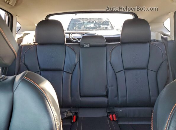 JF2GTANC0L8218512 2020 SUBARU CROSSTREK Silver Rear seats view