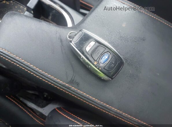 JF2GTANC4L8216004 2020 SUBARU CROSSTREK Red Vista del salpicadero