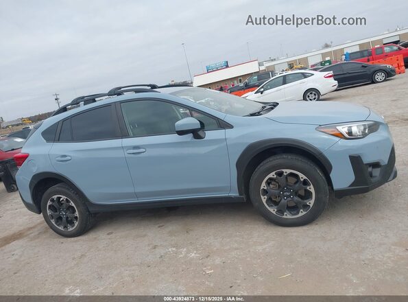 JF2GTAPC1N8212671 2022 SUBARU CROSSTREK Blue Widok wnętrza z tyłu