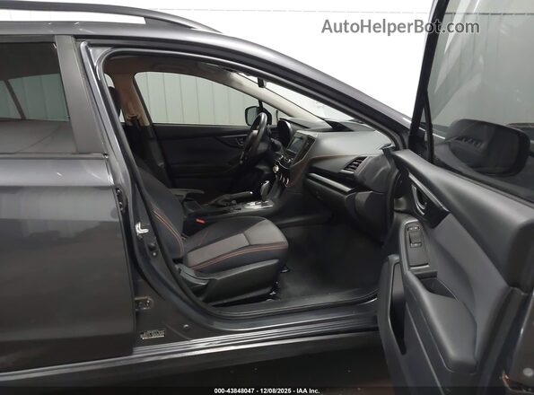 JF2GTAPC5N8211717 2022 SUBARU CROSSTREK Gray Սալոնի դիմացի տեսք