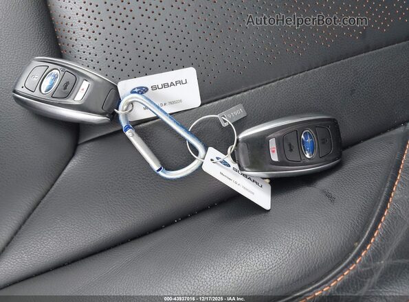 JF2GTHMC5P8274784 2023 SUBARU CROSSTREK Красный Вид панели приборов