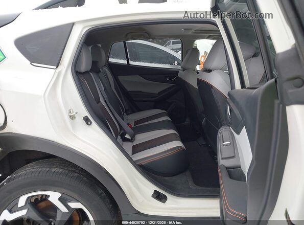 JF2GTHNC1N8215906 2022 SUBARU CROSSTREK Белый Вид наклейки с VIN-кодом