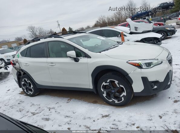 JF2GTHNC1N8215906 2022 SUBARU CROSSTREK Белый Вид задней части салона
