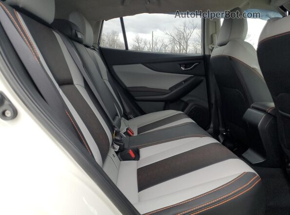 JF2GTHNC6NH281657 2022 SUBARU CROSSTREK Белый Вид задней части салона