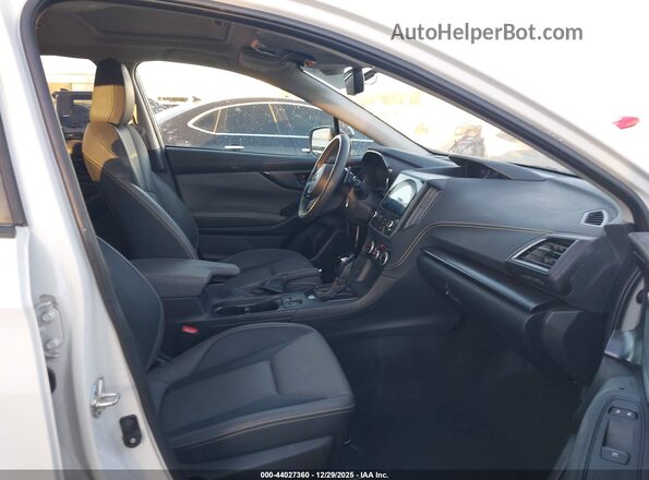 JF2GTHSC4NH210669 2022 SUBARU CROSSTREK White Widok wnętrza z przodu