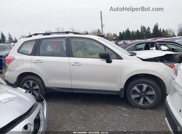 JF2SJABC8JH423982 2018 SUBARU FORESTER 2.5 Белый Вид задней части салона