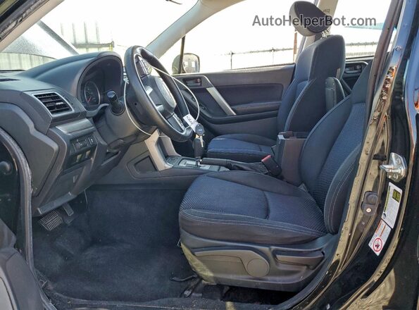 JF2SJABC8JH558962 2018 SUBARU FORESTER 2.5 Black 