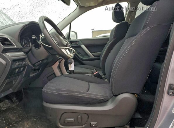 JF2SJADC9HH496382 2017 SUBARU FORESTER 2.5 Silver წინა სალონის ხედი