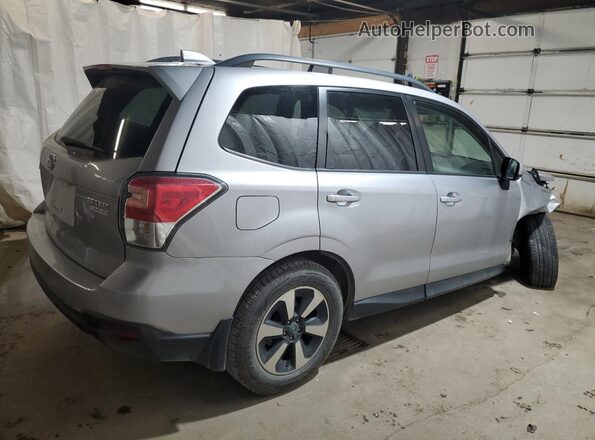 JF2SJAEC0HH417549 2017 SUBARU FORESTER 2.5 Silver Tył prawy