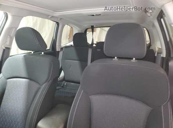 JF2SJAEC0HH417549 2017 SUBARU FORESTER 2.5 Silver Widok tylnych siedzeń