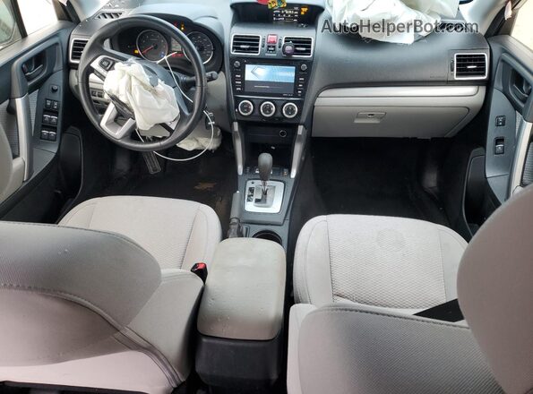 JF2SJAEC0HH495040 2017 SUBARU FORESTER 2.5 Белый Вид панели приборов