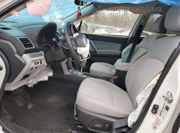 JF2SJAEC0HH495040 2017 SUBARU FORESTER 2.5 Белый Вид салона спереди