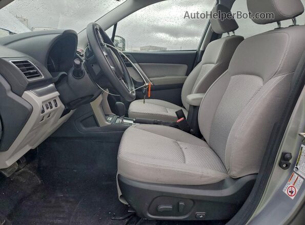 JF2SJAGC5HH456912 2017 SUBARU FORESTER 2.5 Silver წინა სალონის ხედი