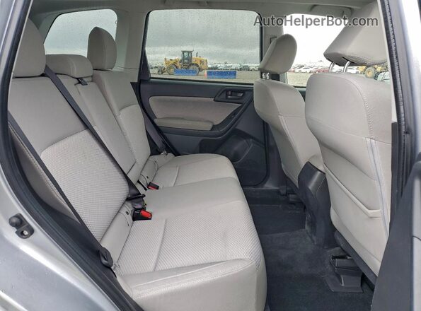 JF2SJAGC5HH456912 2017 SUBARU FORESTER 2.5 Silver უკანა სალონის ხედი