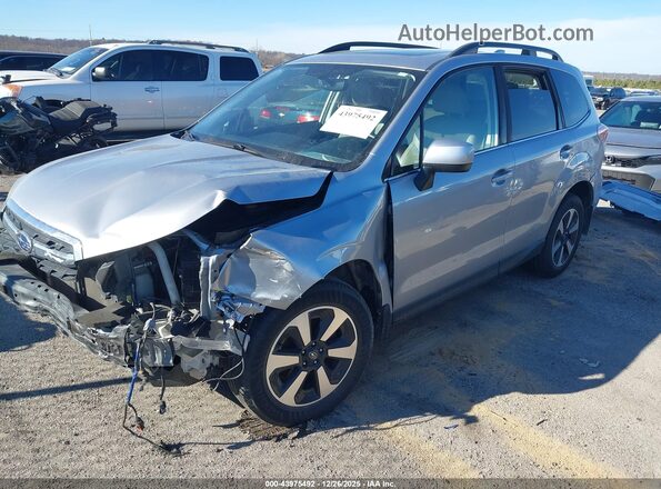 JF2SJAJC9HH509510 2017 SUBARU FORESTER 2.5 Серебряный Передняя левая четверть