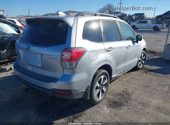 JF2SJAJC9HH509510 2017 SUBARU FORESTER 2.5 Серебряный Задняя правая четверть